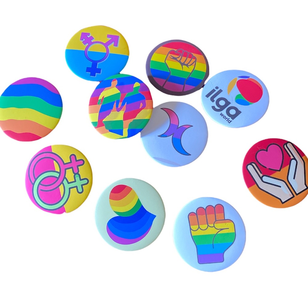 Unisex 10 pcs rainbow pride gay Pinback Buttons